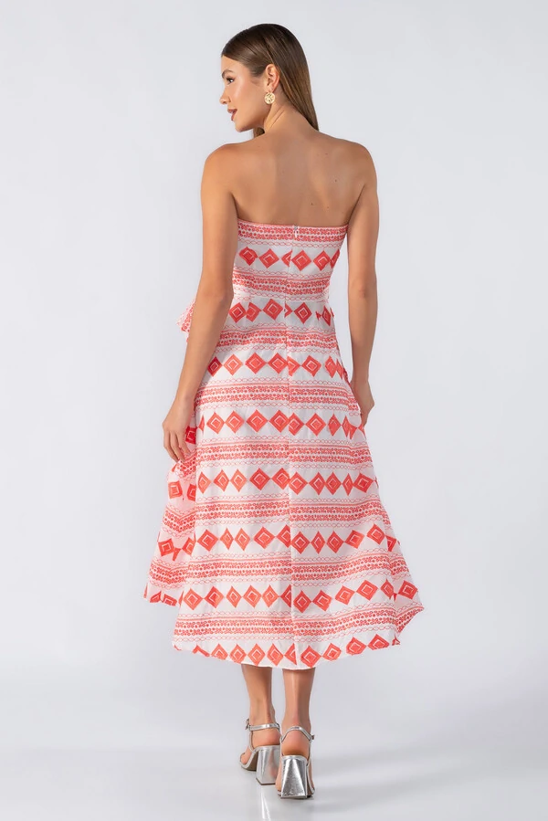 Vestido midi tomara que caia com laco