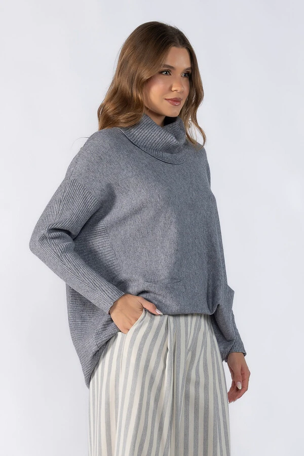 Blusa ampla gola solta
