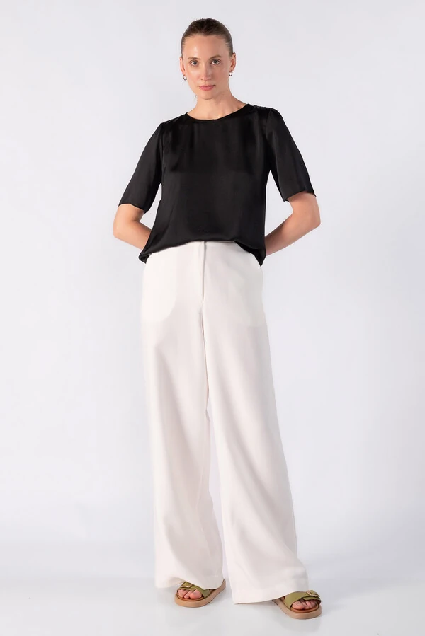 Blusa bata em crepe actinado meia manga