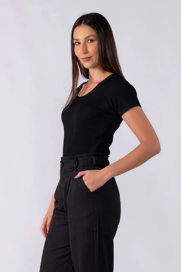 Blusa tricot manga curta