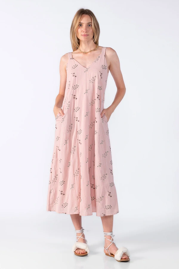 Vestido midi bordado decote V
