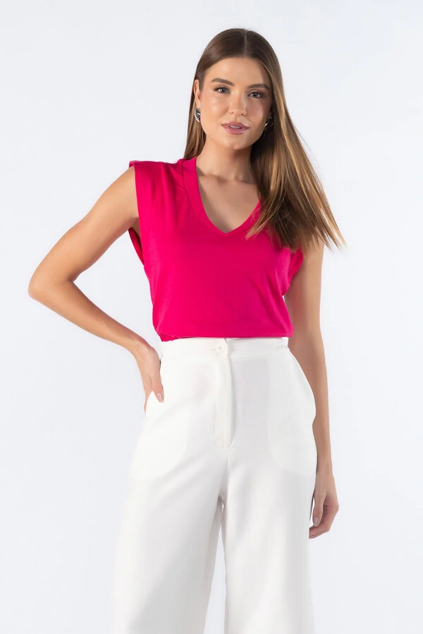 Blusa muscle com detalhes canelado e decote v