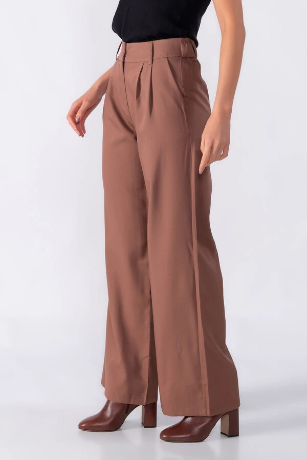 Calca pantalona classica com elastico na cintura
