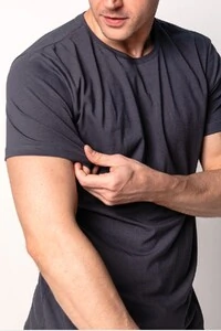 Camiseta Básica de Algodão Egípcio