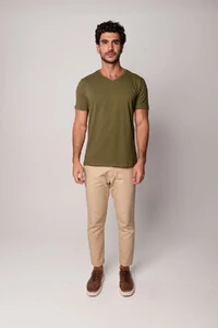 Camiseta de Algodão Egípcio Gola V