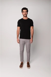 Camiseta Básica de Algodão Egípcio
