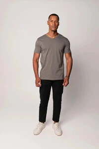 Camiseta de Algodão Egípcio Gola V