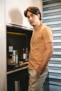 Camiseta Básica de Algodão Egípcio