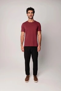 Camiseta Básica de Algodão Egípcio