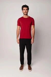 Camiseta Básica de Algodão Egípcio