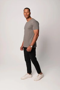 Camiseta de Algodão Egípcio Gola V