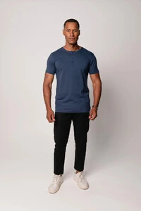 Camiseta Henley Manga Curta