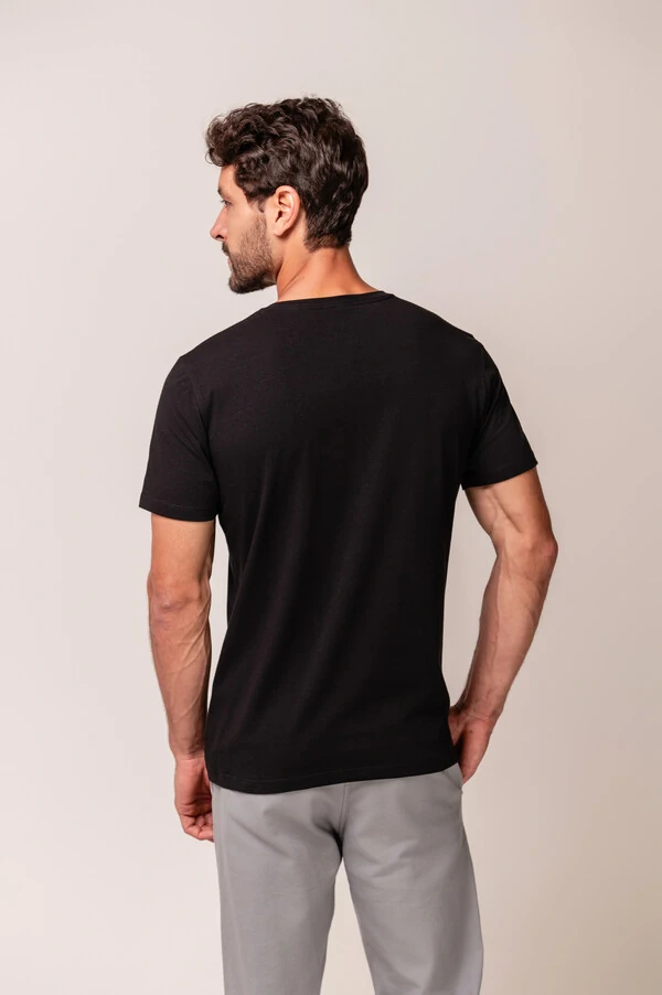 Camiseta Básica de Algodão 100% Pima Gola O