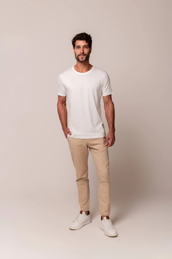 Camiseta Básica de Algodão 100% Pima Gola O