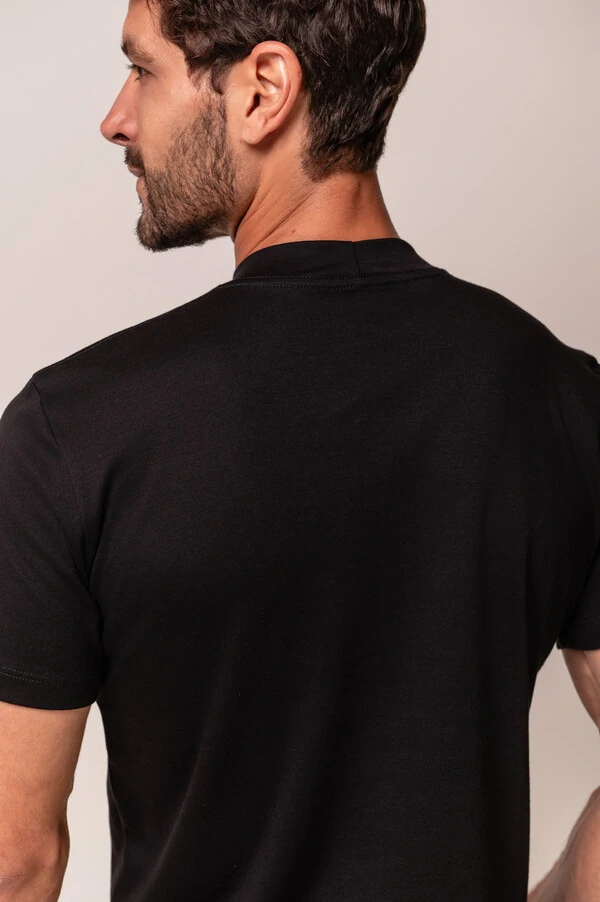 Camiseta Gola Alta Algodão Pima Suedine