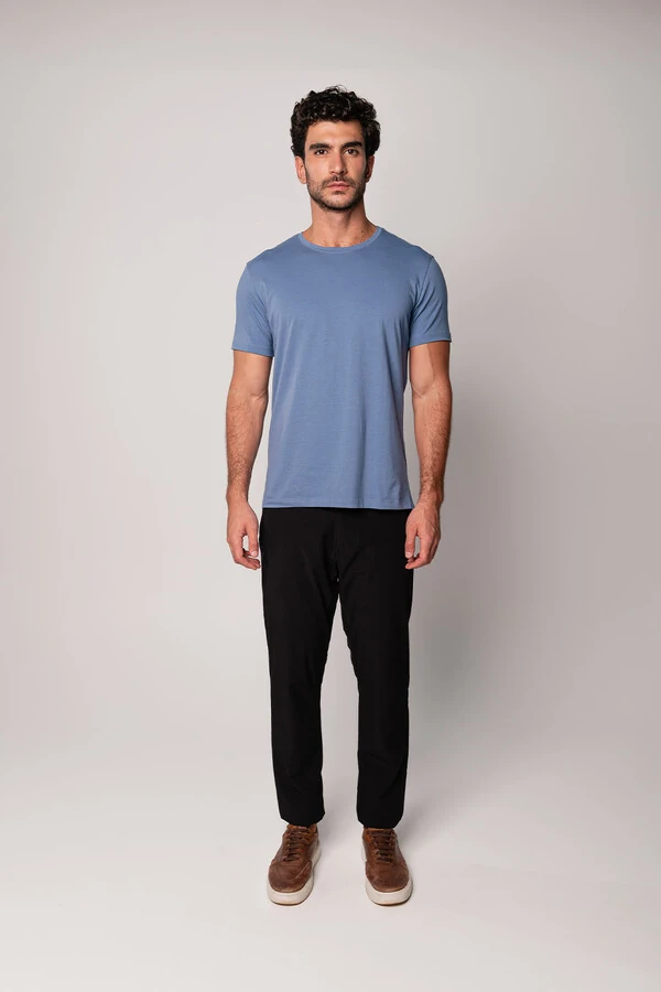 Camiseta Básica de Algodão Egípcio