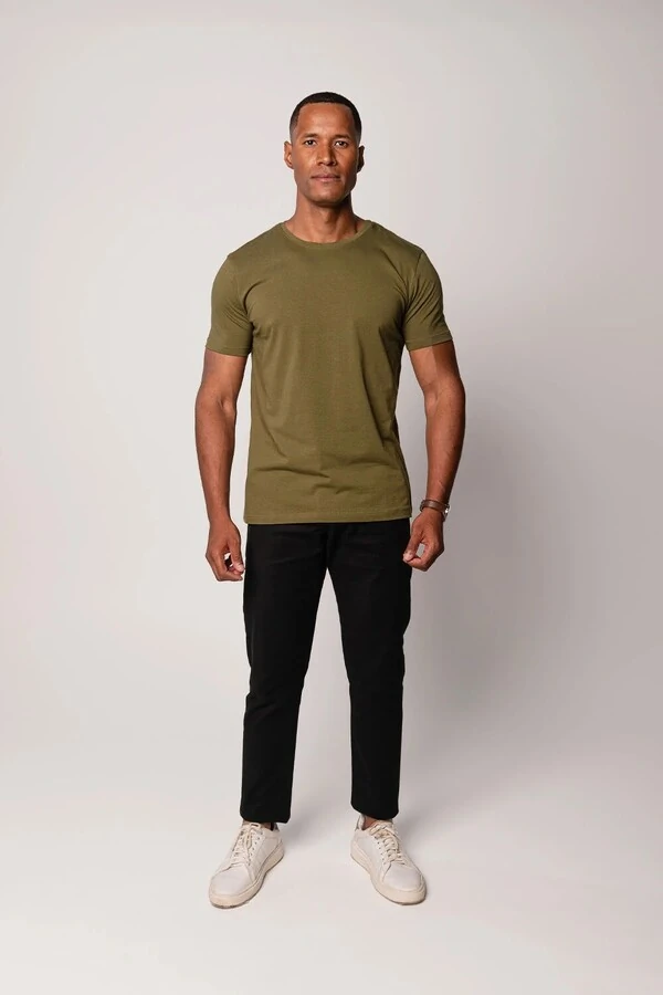 Camiseta Básica de Algodão Egípcio