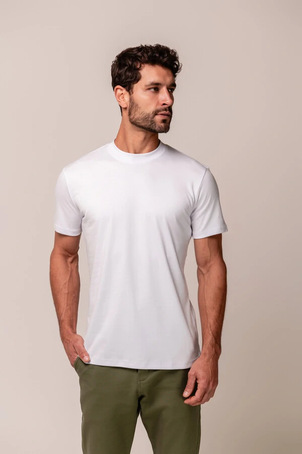 Camiseta Gola Alta Algodão Pima Suedine