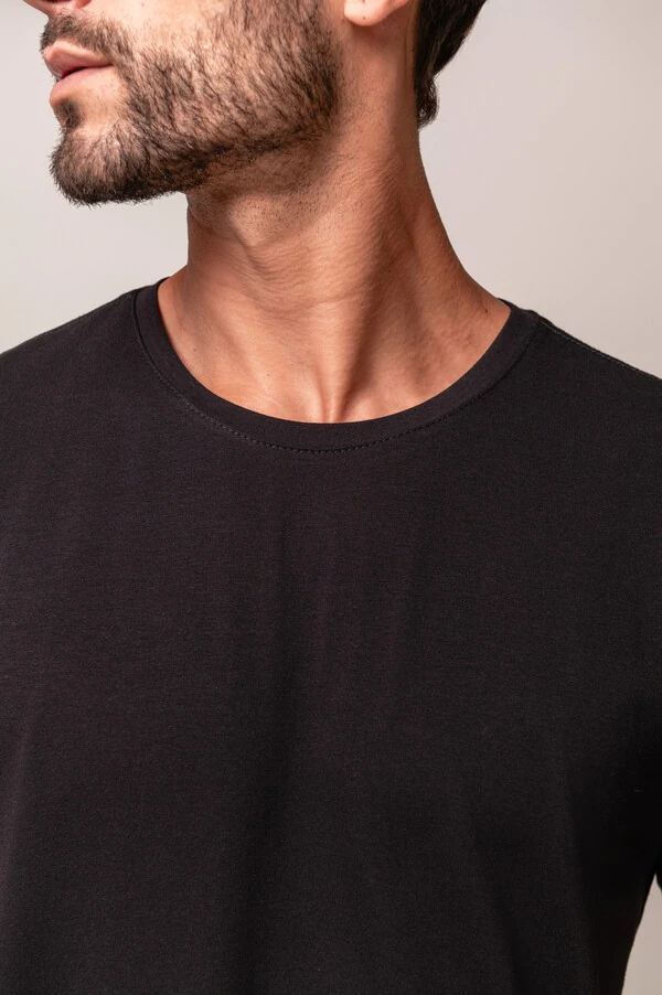 Camiseta Básica de Algodão 100% Pima Gola O