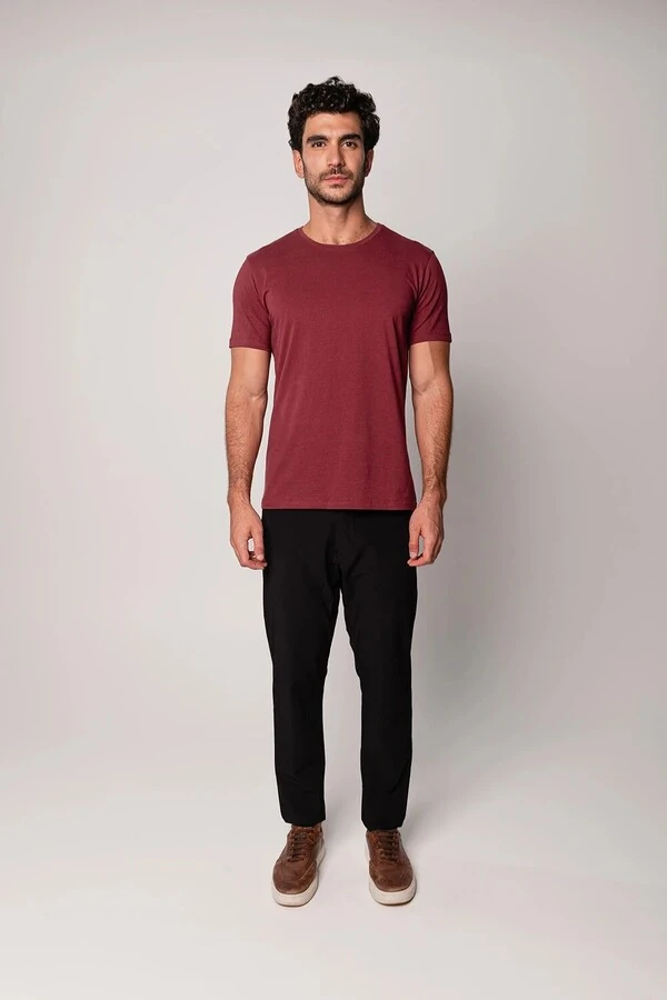 Camiseta Básica de Algodão Egípcio