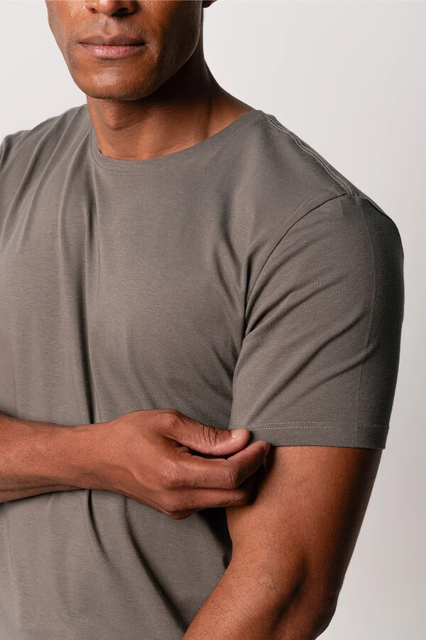 Camiseta Básica de Algodão Egípcio