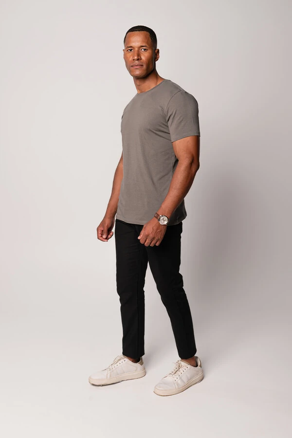 Camiseta Básica de Algodão Egípcio