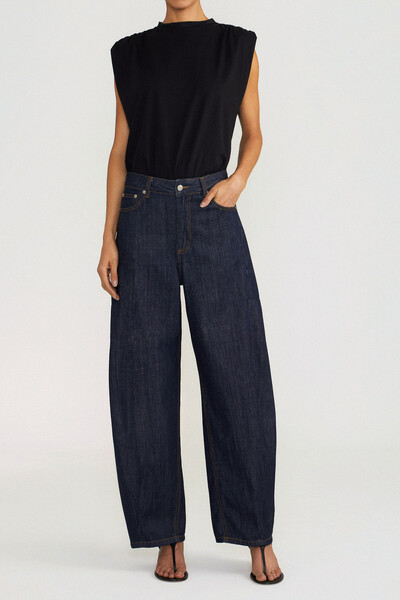 Foto Calça Barrel Raw Denim