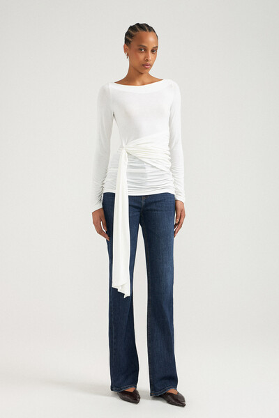 FotoCalça Bootleg Jeans Escuro