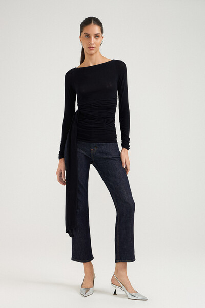 FotoCalça Cropped Zip Raw Denim