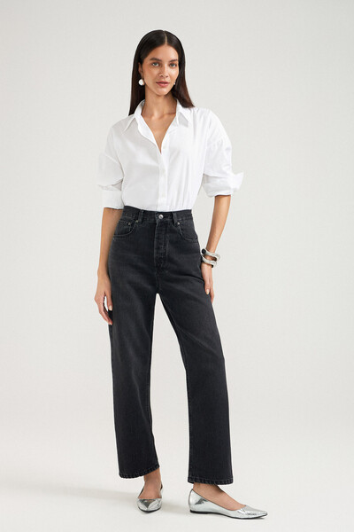 FotoCalça Wide Leg Cropped Black Jeans