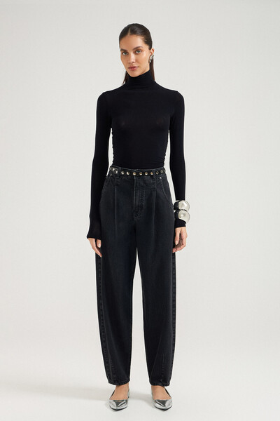 FotoCalça Balloon Black Jeans