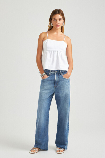 FotoCalça Loose Cropped Tachas Jeans Médio