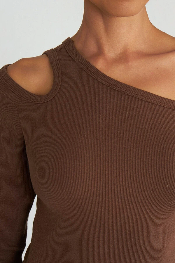 Blusa Canelada Junia Marrom