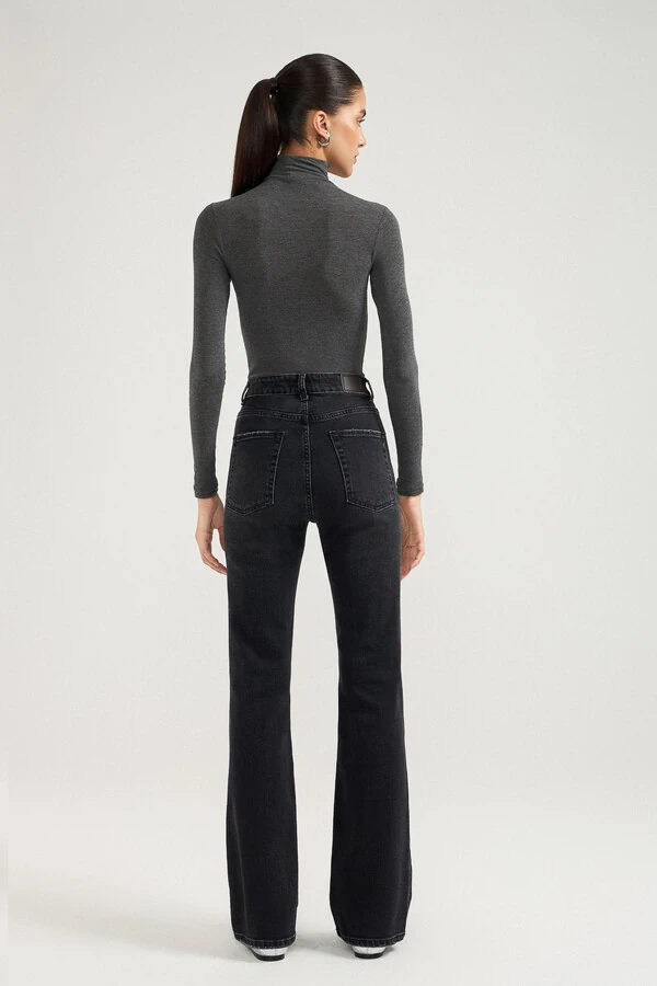 Calça Bootleg Black Jeans