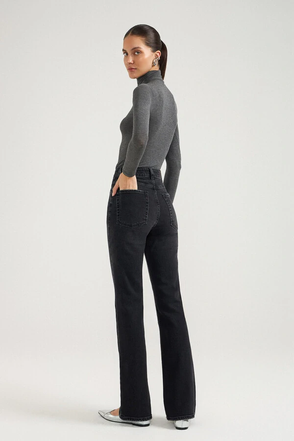 Calça Bootleg Black Jeans