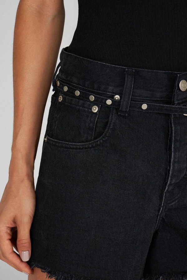 Short Loose Black Jeans