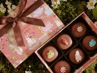 Caixa 06 Pães de Mel Tradicional com Apliques de Páscoa