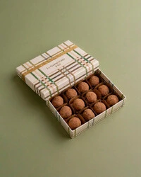 Caixa Xadrez 12 Trufas de Chocolate