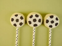 Pirulito Pão de Mel Tradicional com Aplique de Bola de Futebol