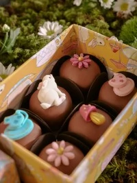 Caixa 06 Pães de Mel Mini com Apliques de Páscoa