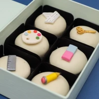 Caixa com 1 Pão de Mel Tradicional com aplique Dia dos Professores