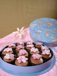 Caixa Bichos 14 Pães de Mel com Flor 3D