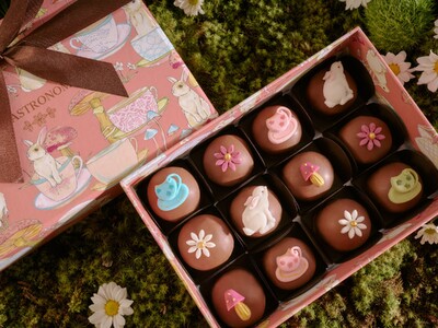 Foto Caixa 12 Pães de Mel Mini com Apliques de Páscoa