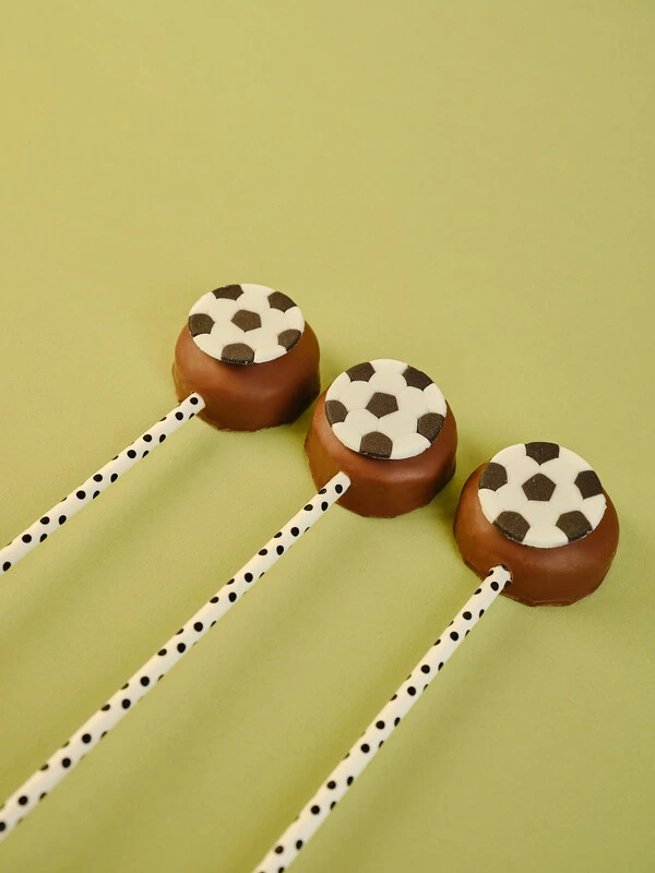 Pirulito Pão de Mel Tradicional com Aplique de Bola de Futebol