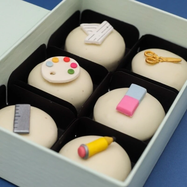 Caixa com 1 Pão de Mel Tradicional com aplique Dia dos Professores
