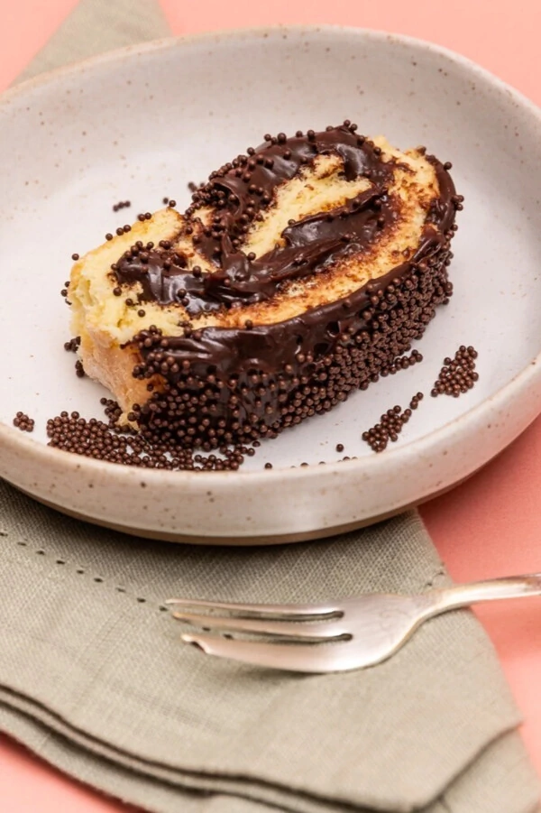 Rocambole Brigadeiro ao Leite de Natal