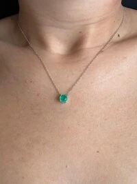 Colar Ponto esmeralda 6 mm Prata 925 Ródio