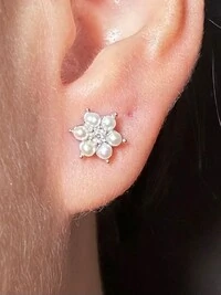 Brinco Flor pérola Prata 925 Ródio