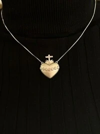 Colar sagrado coração Prata 925 Ródio