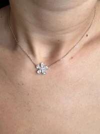 Colar 1 flor zircônia branca Prata 925 Ródio
